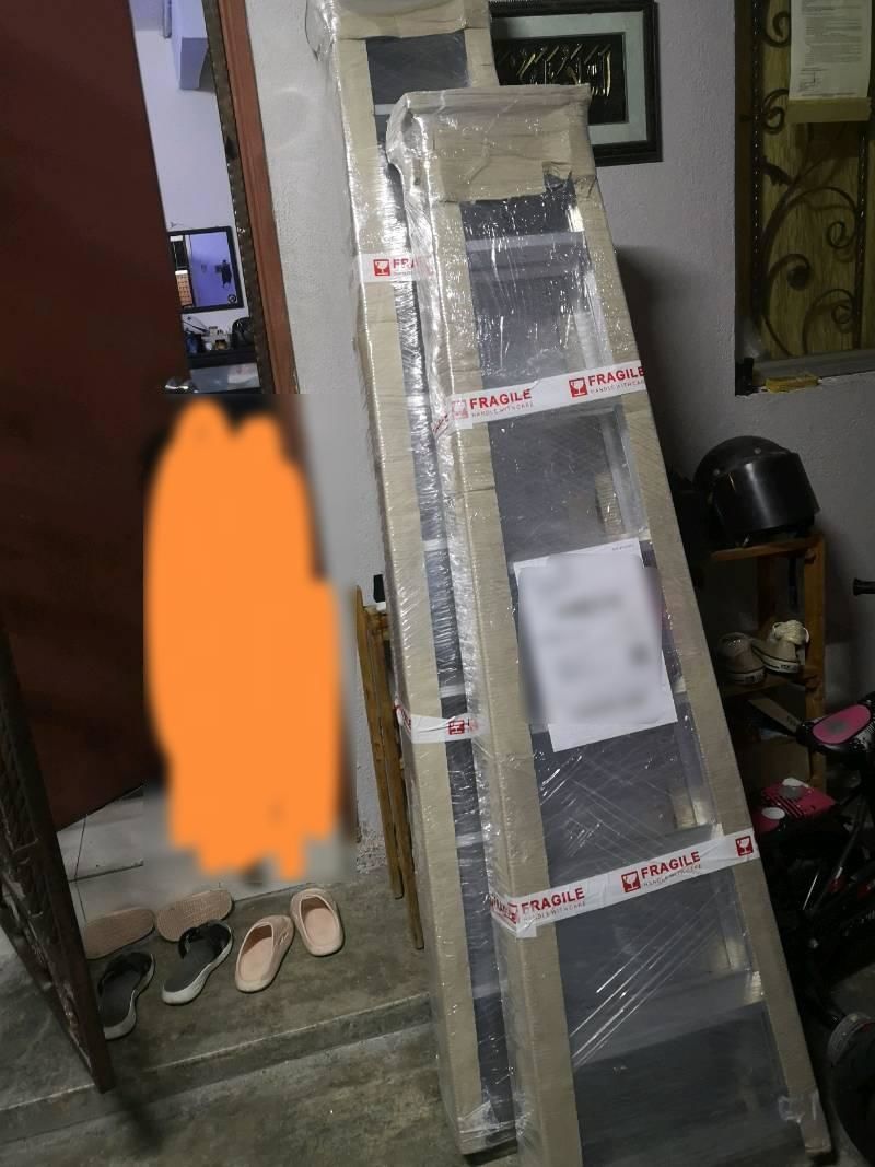 Customer photo review of ✨READY STOCK✨ ALUCLASS GENUINE - Heavy Duty Aluminium Welded Ladder (8 Steps Double Sided) AL-DWL70-8S