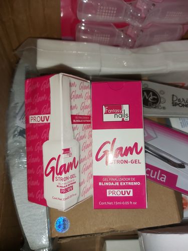 Customer photo review of Glam Stron Gel Fantasy Nails