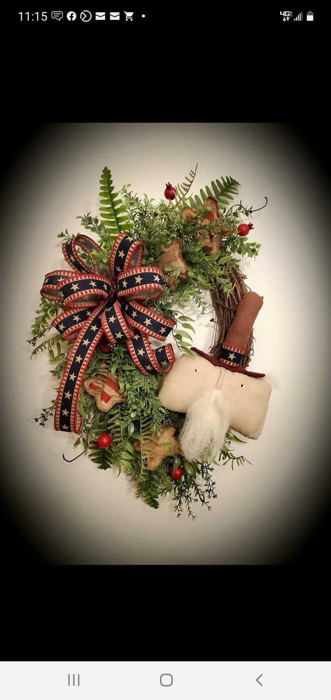 Customer photo review of 16" Oval Grapevine Wreath - DECOE-036