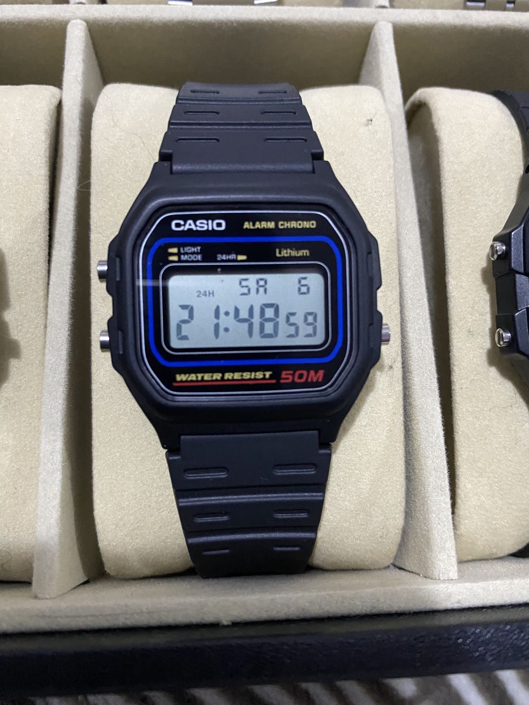 Customer photo review of Reloj Casio Vintage W-59-1VQD Azul/Negro