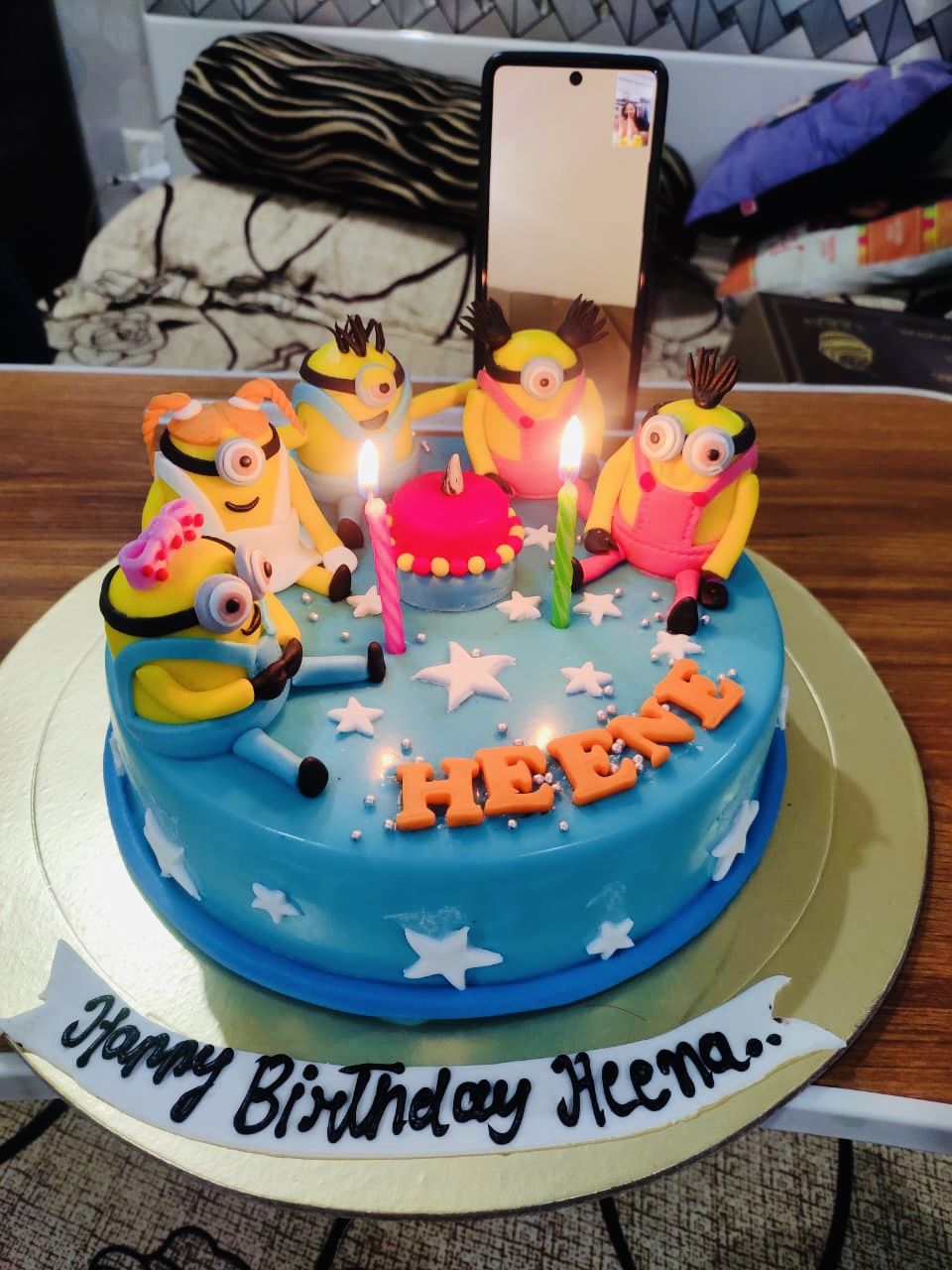 Customer photo review of Minion Party Cake