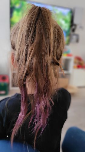 Customer photo review of Purple Hair Color Wax