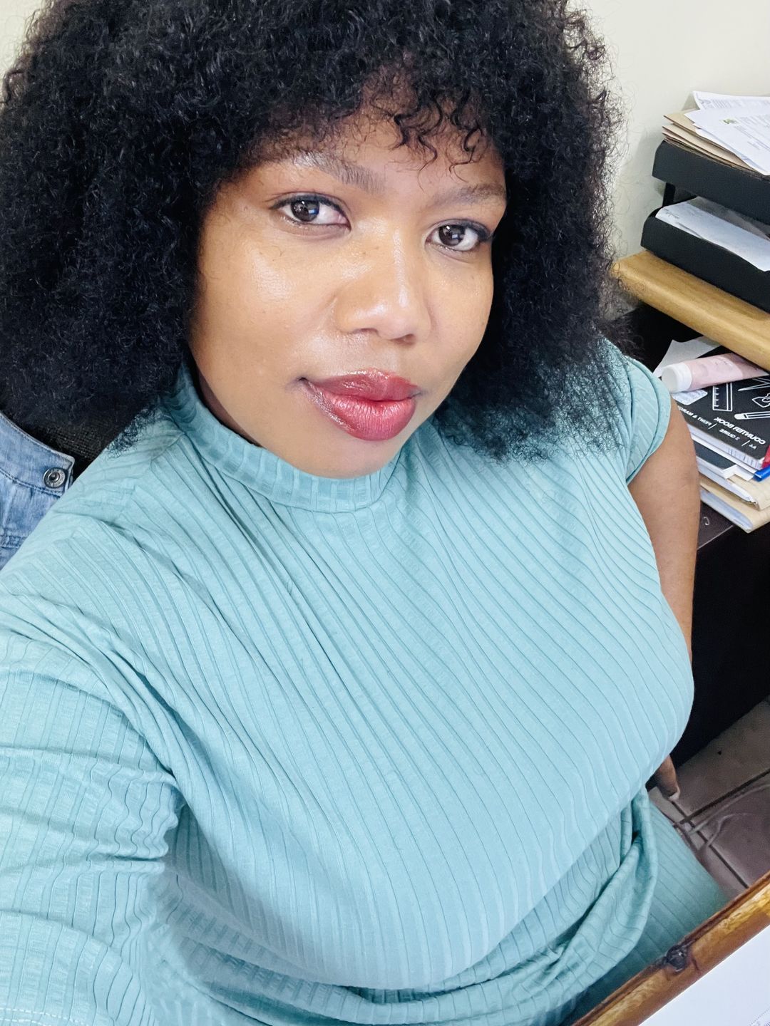 Customer photo review of Brazilian Kinky Curl Fringe - Gabby