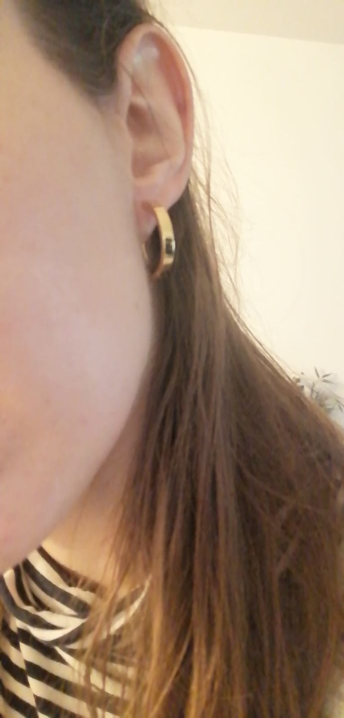 Customer photo review of ARGOLLAS LISAS 25MM BAÑADAS EN ORO