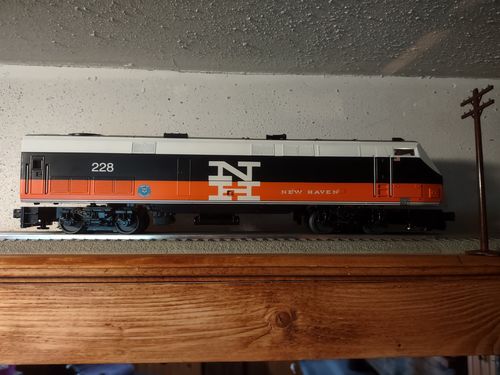 Customer photo review of Bachmann BAC23303 GE P42 Genesis - 3-Rail w/True Blast Plus Prime Mover, Horn & Bell - Williams -- Connecticut Dept. of Transportation #228 (New Haven, red, white, black), O Scale