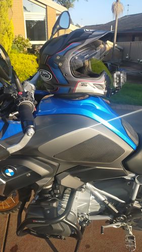 Customer photo review of Arai XD-4/Tour-X4 Camera Mount