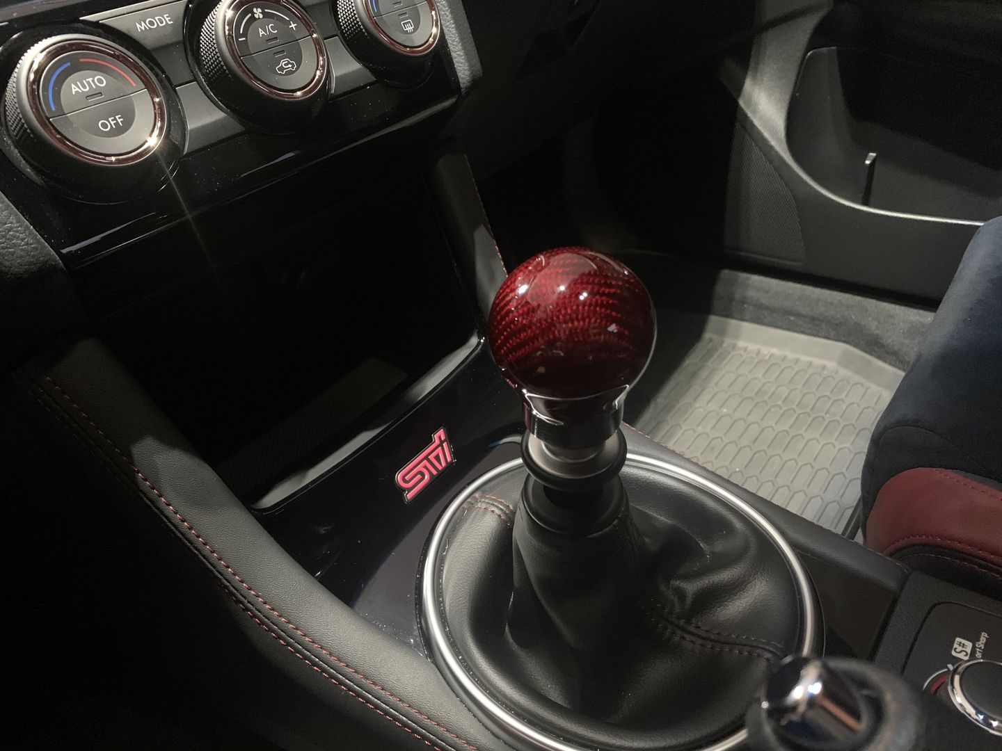 Customer photo review of Damaged Shift Knobs