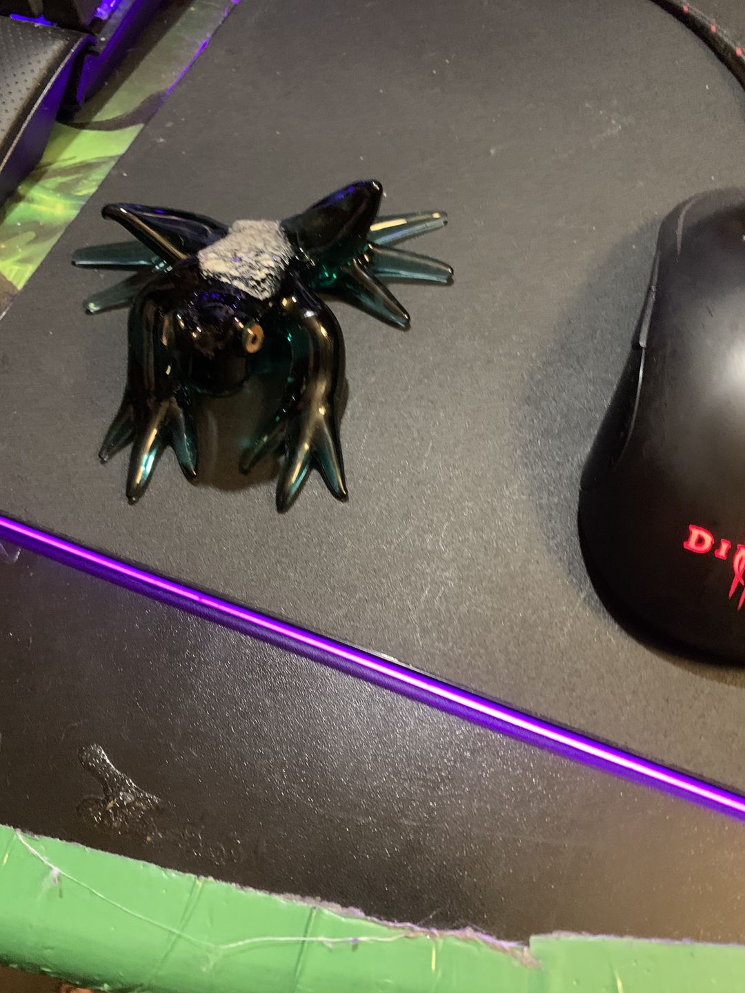 Customer photo review of Glass Frog Figurine with Cremation Ashes