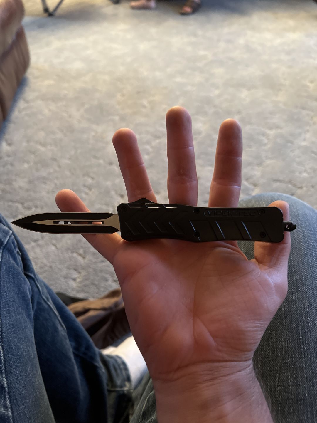 Customer photo review of Medium Black VF-1 D/A OTF (Multiple Blade Styles Available)