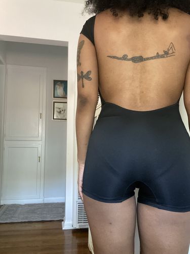 Customer photo review of SOLADO U Neck Open Back Bodycon Solid Romper Playsuit