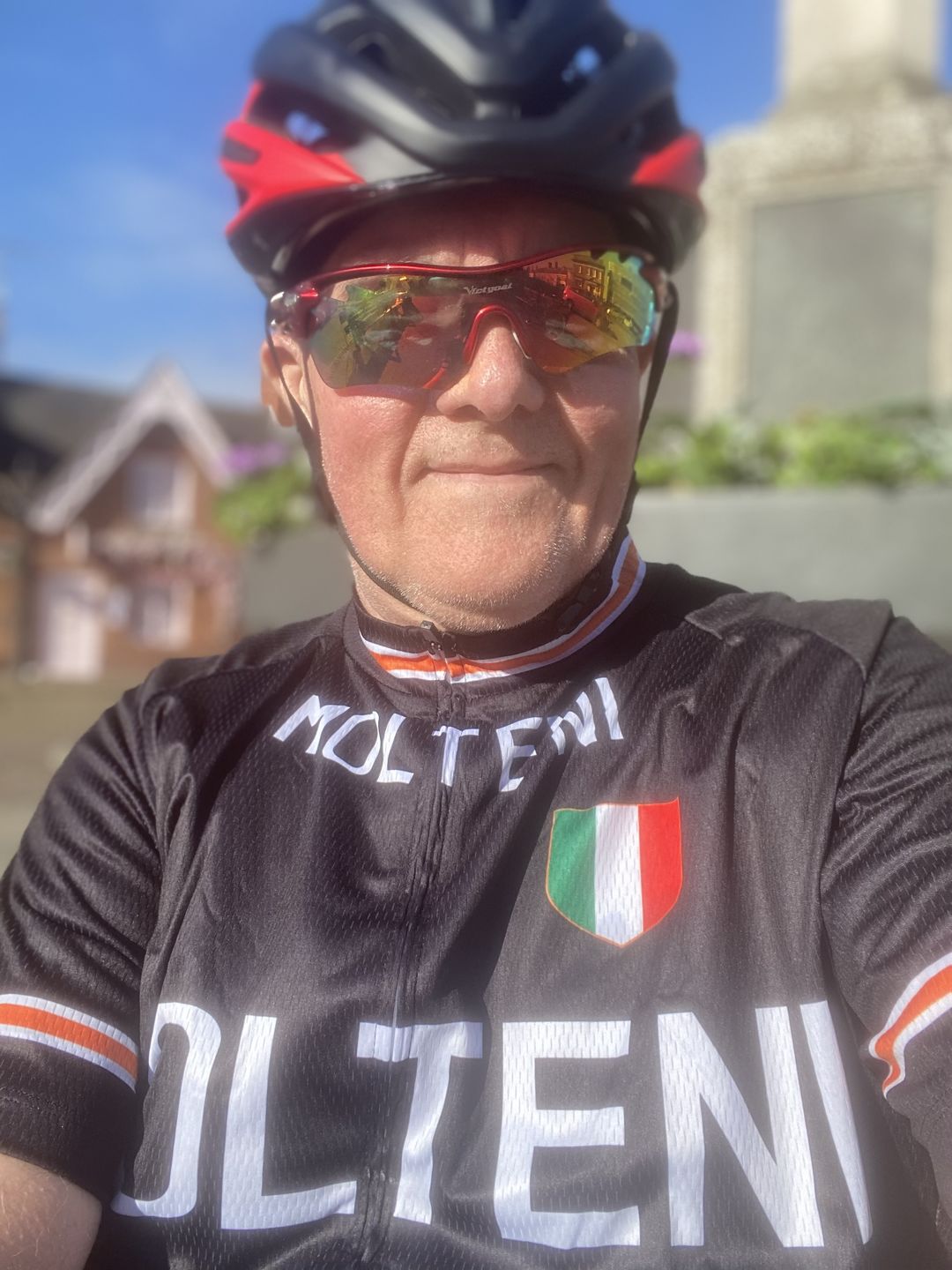 Customer photo review of Retro Molteni Cycling Jersey - Black