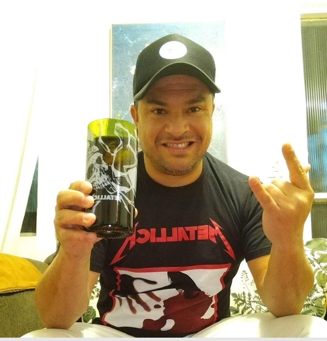Customer photo review of Juego de 6 Vasos Metaleros