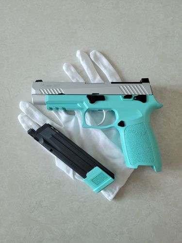 Customer photo review of BANG BANG CUSTOM SIG AIR P320 M17 6MM GBB PISTOL (CERAKOTE TIFFANY BLUE FRAME & SLIVER SLIDE)