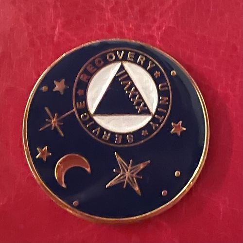 Customer photo review of 1 to 40 Year Rocketed to 4th Dimension Specialty AA Recovery Medallion - Tri-Plated Chip/Coin - Blue