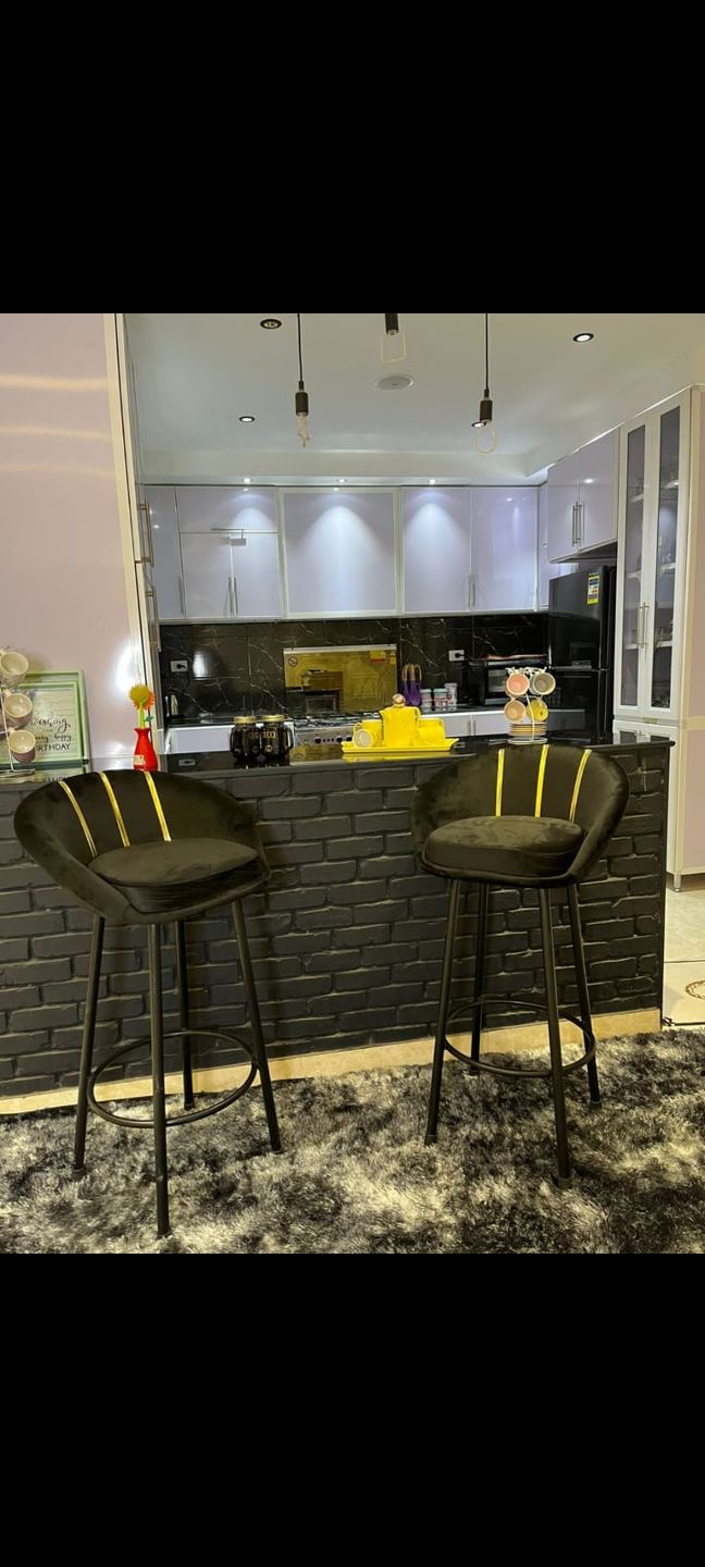 Customer photo review of كرسي بار - أسود -AC86