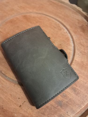 Customer photo review of Dark Grey