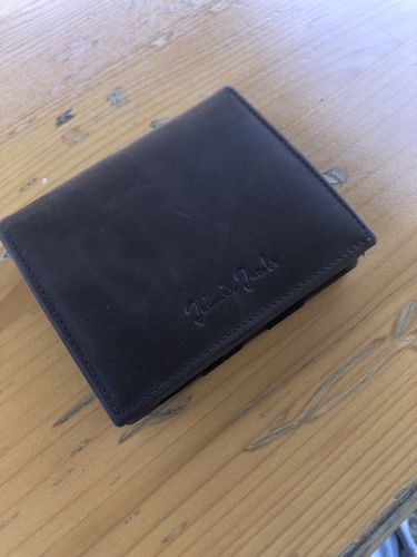 Customer photo review of Flap Boy - Magic Wallet with Coin Pocket