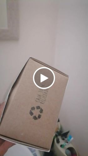 Customer video review of Máscara de pestañas "10 aceites naturales"
