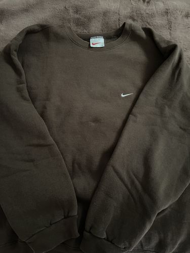 Customer photo review of Vintage Nike Mini Swoosh Sweatshirt Size Large