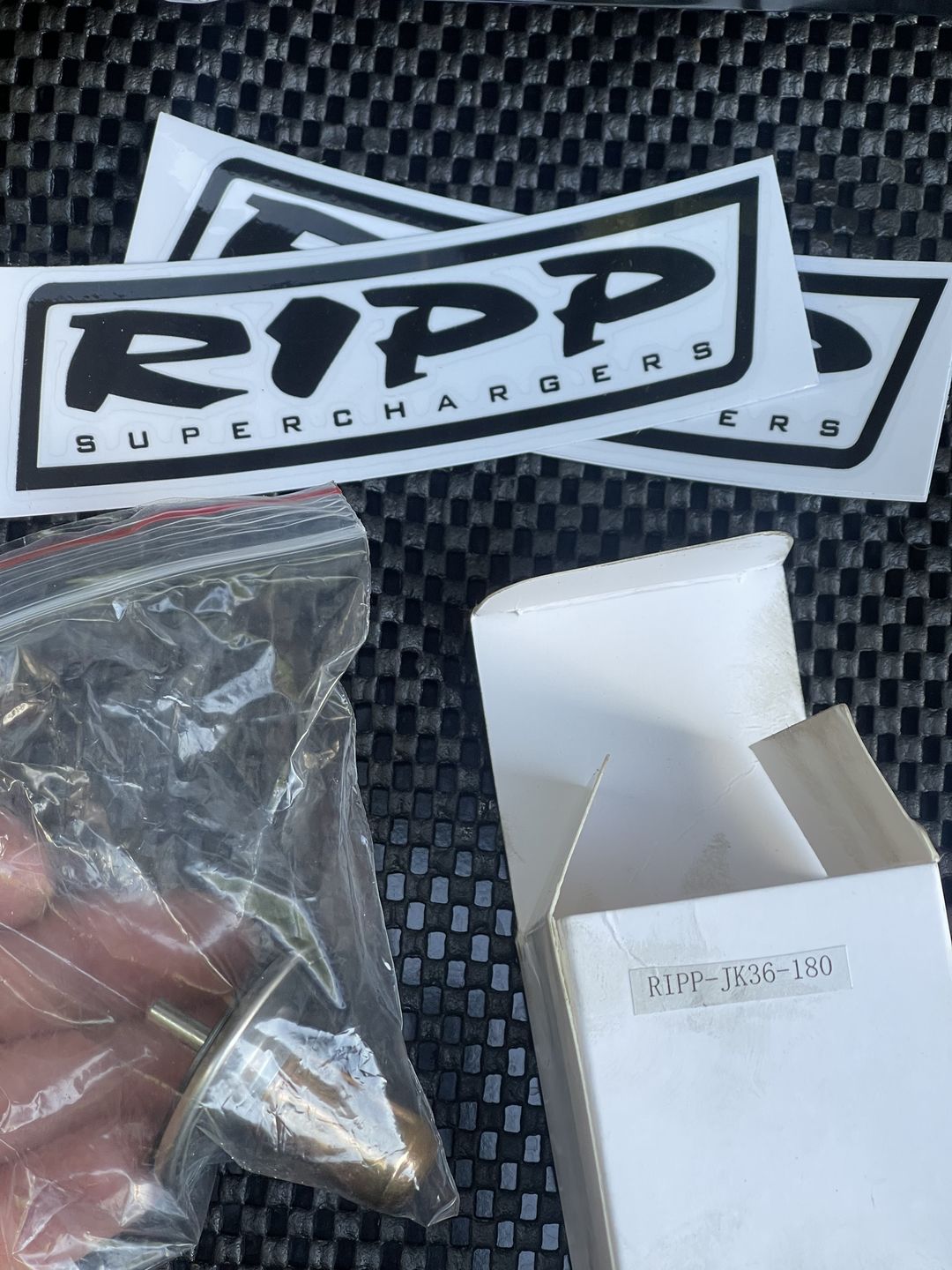 Customer photo review of Pentastar 3.6 180 deg Thermostat