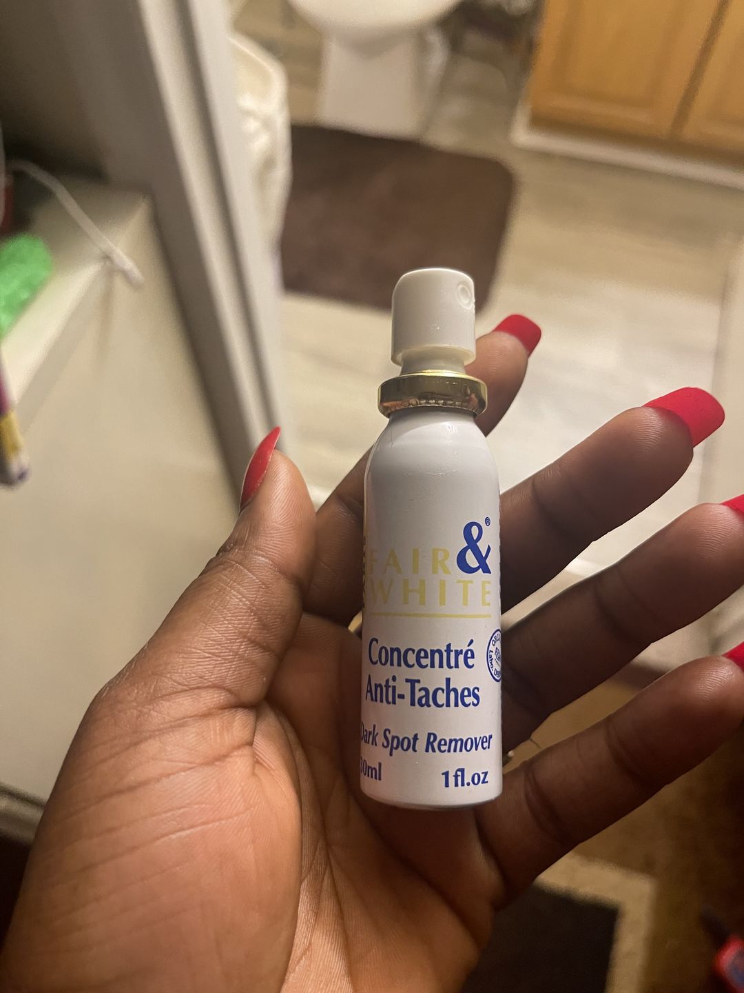Customer photo review of Fair and White Original Body Clearing Milk Lotion 500 ml / 16.90 fl oz