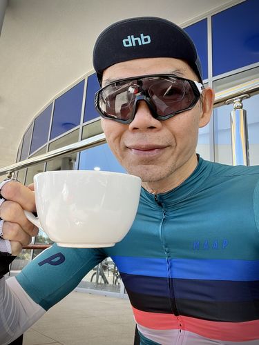Customer photo review of KE9408 UV-400 Photochromic Cycling Sunglasses