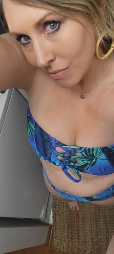 Customer photo review of Midnight Palm Bandeau Top