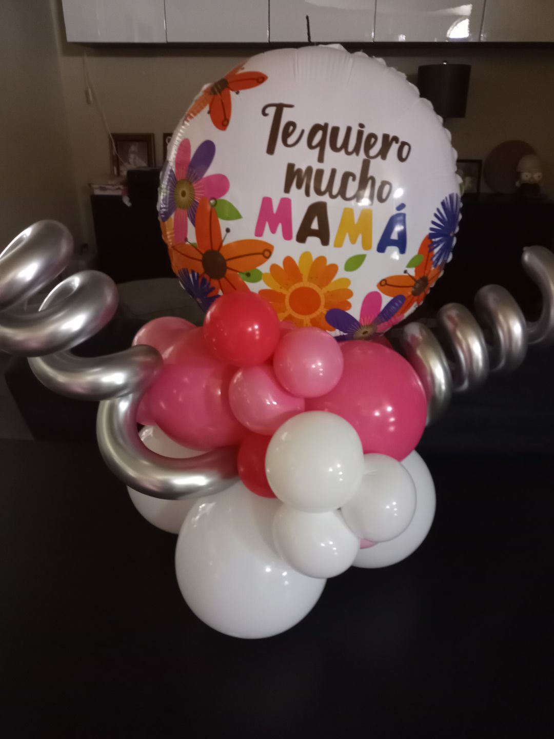Customer photo review of GLOBO METALICO 18 MAMÁ TE QUIERO MUCHO MAMÁ