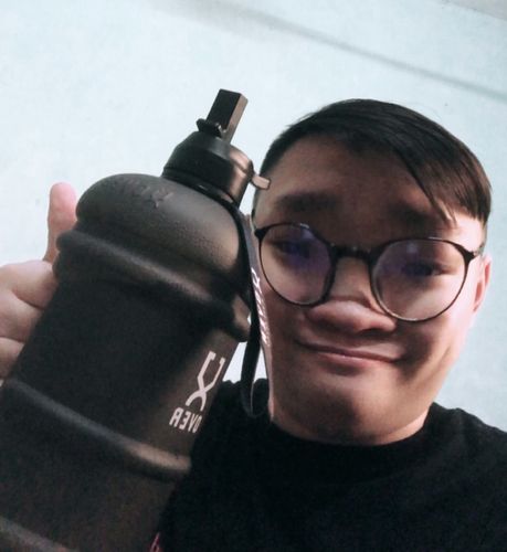 Customer photo review of 1.5L & 2.2L Flip Cap Oversized Water Bottle