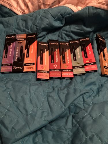 Customer photo review of 100mg CBD Disposable Vape Pen | CleanAF PUFF
