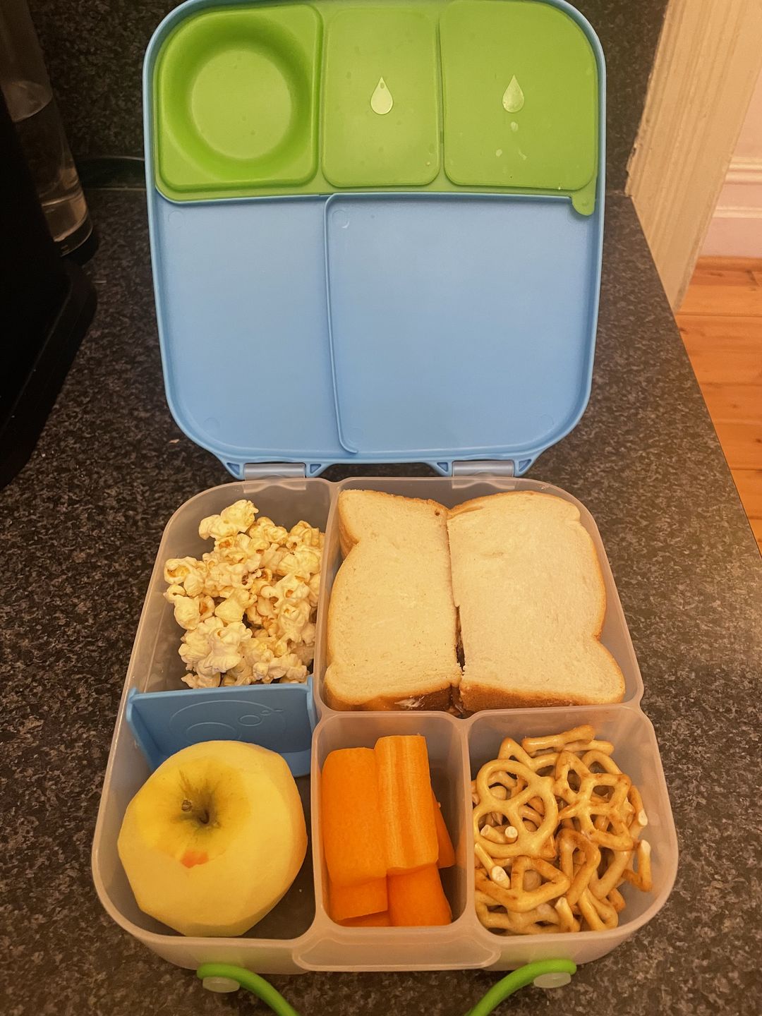 Customer photo review of b.box Bento Lunchbox  – Ocean Breeze