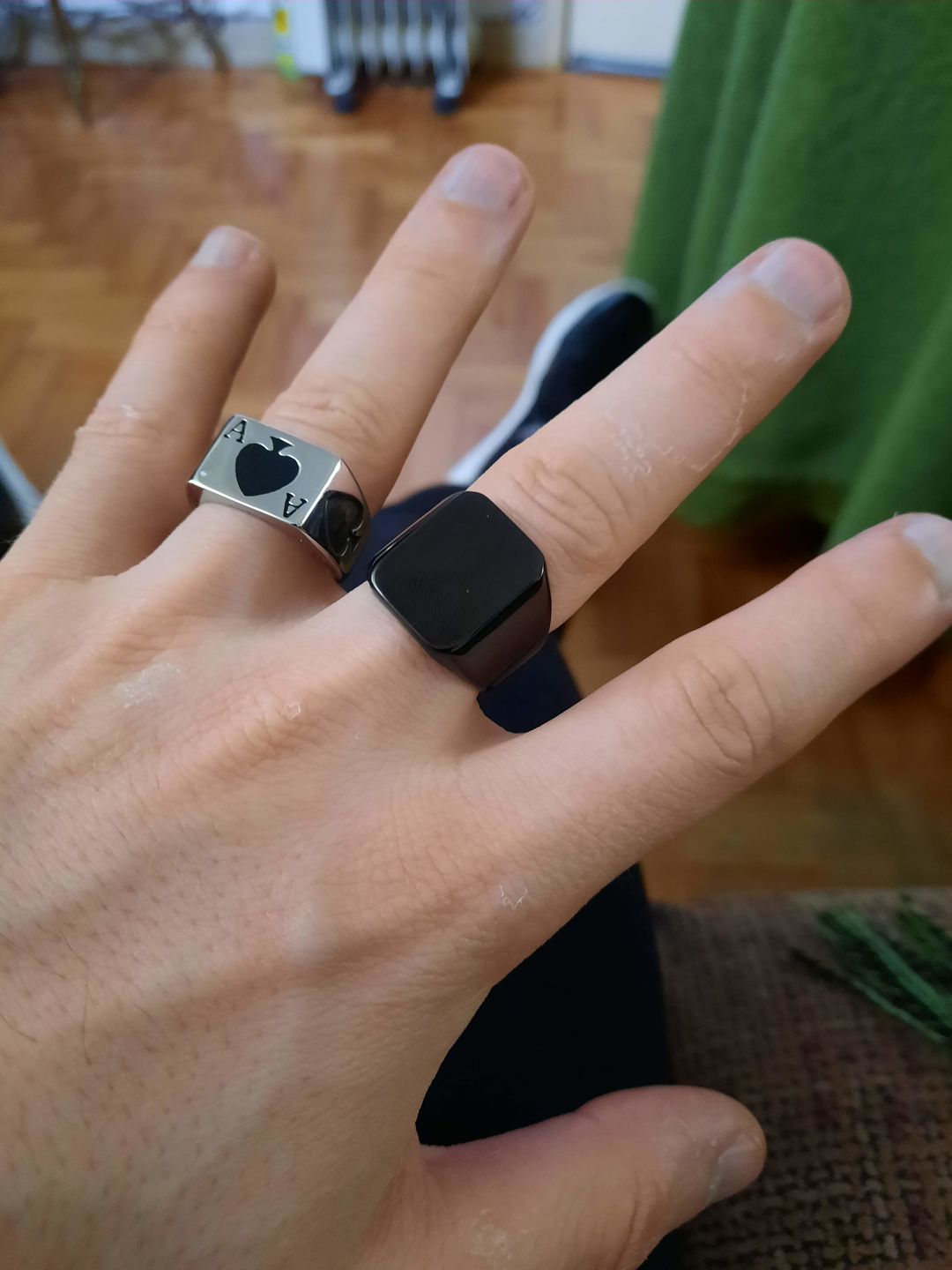 Customer photo review of SQUARE. - BLACK