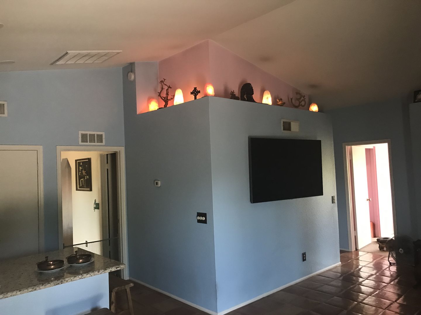 Customer photo review of Replacement Bulb for Himalayan Salt Lamps (15 Watt)