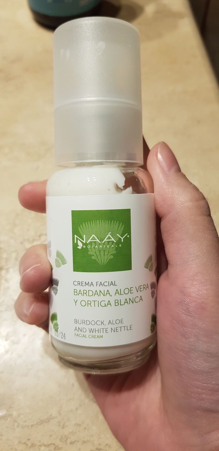 Customer photo review of Crema facial de Bardana para piel grasa