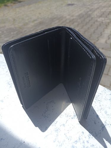 Customer photo review of Flapstar Magic Wallet without coin pocket