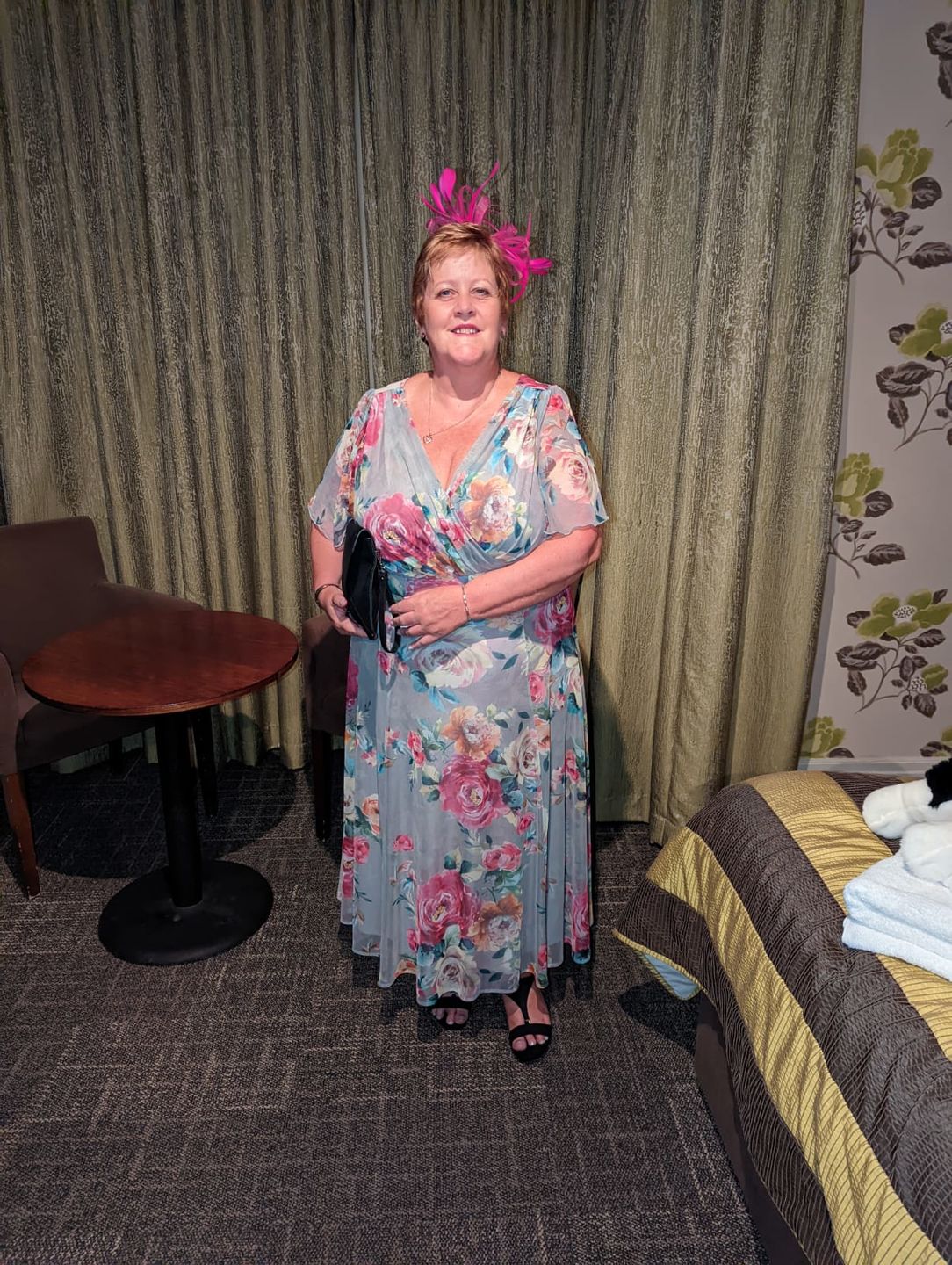 Customer photo review of Isabelle Silver Pink Float Sleeve Maxi Dress