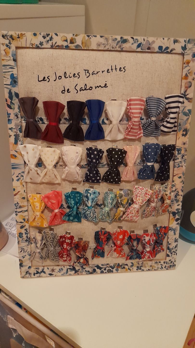 Customer photo review of Porte-barrettes personnalisable