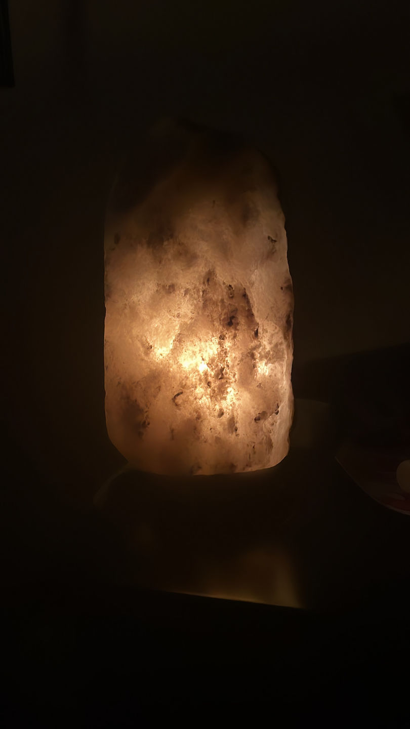 Customer photo review of Replacement Bulb for Himalayan Salt Lamps (15 Watt)
