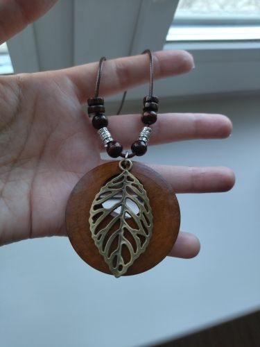 Customer photo review of Amulett-Halskette Blatt des Waldes