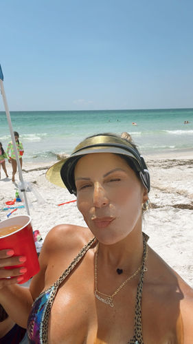 Customer photo review of 100% Natural & Organic Tanning Oil