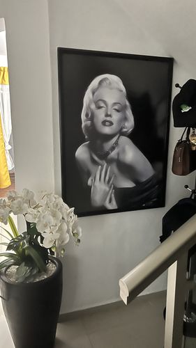 Customer photo review of Marilyn Monroe (blanco y negro)