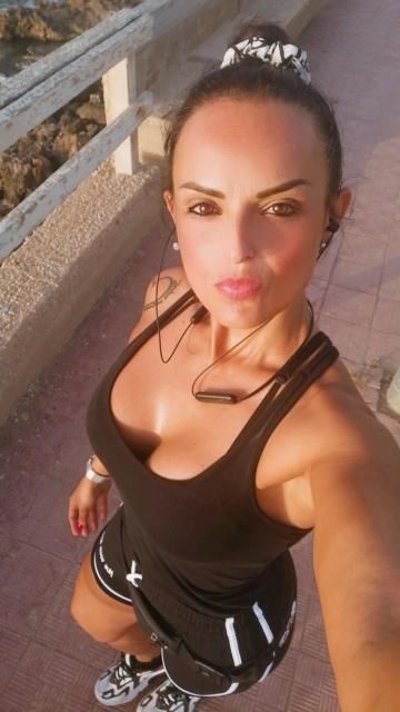 Customer photo review of SHORTS - FLORIDA NERO