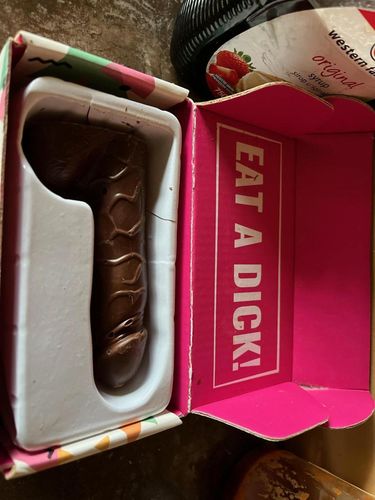 Customer photo review of Eat a Chocolate Dick - The Congrats Box