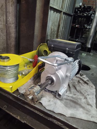 Customer photo review of Polipasto 600 Kg Electrico Cable 20m Control Elevar Carga