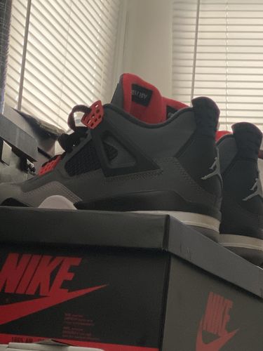 Customer photo review of Air Jordan  Retro 4 “Infrared” DH6927-061 Early Release Pairs