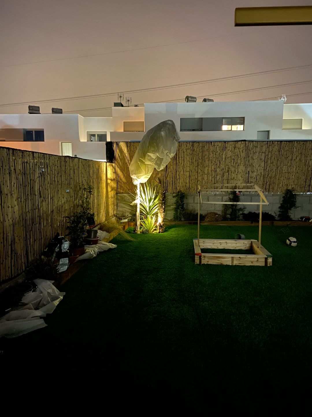 Customer photo review of TSUN Solar Spotlights For Trees Warm White