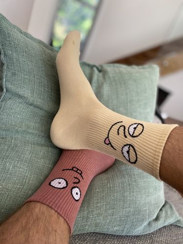 Customer photo review of 11 Pack Mood Socks by Smoods™