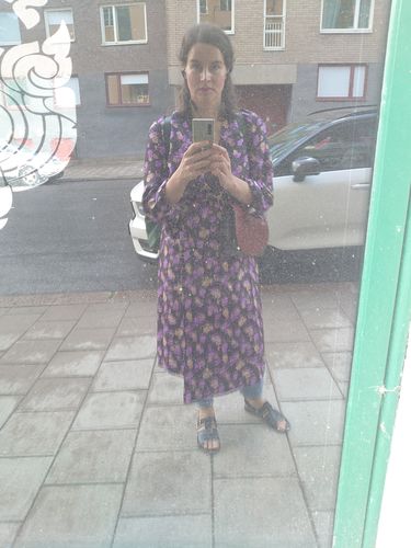 Customer photo review of Vargas Maxi Wallet - Cognac