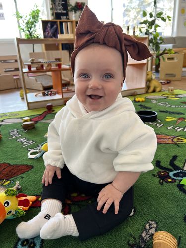Customer photo review of Ribbed Bow Headband - Rust