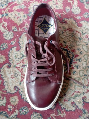 Customer photo review of Cavani Burgundy Poker Fashion Sneaker
